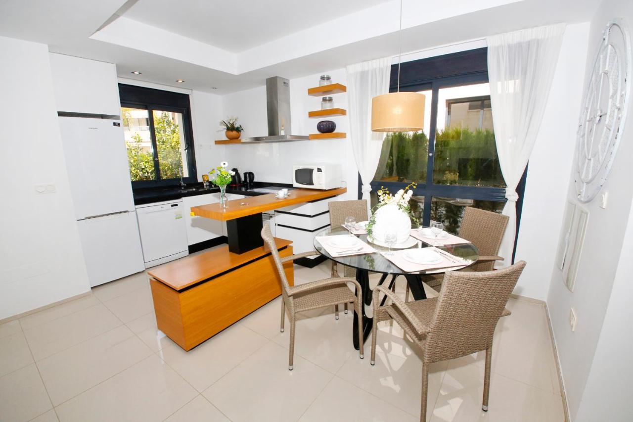 Fantastic Home With Ac, Pool And Bbq Rojales Exterior photo